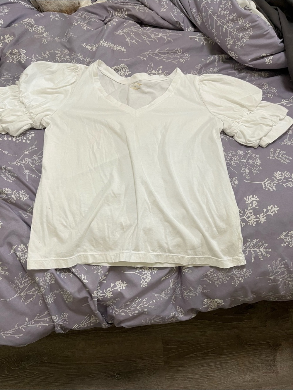 Lilly Pulitzer White V-Neck Puff Sleeve Top